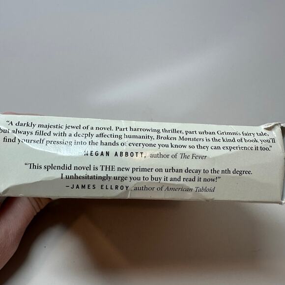 Broken Monsters Lauren Beukes Novel Book on CD Tape Audiobook 11 CDs - Picture 2 of 6